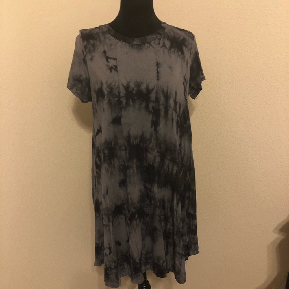 TWO Ginger G Tie Dye Tunics L